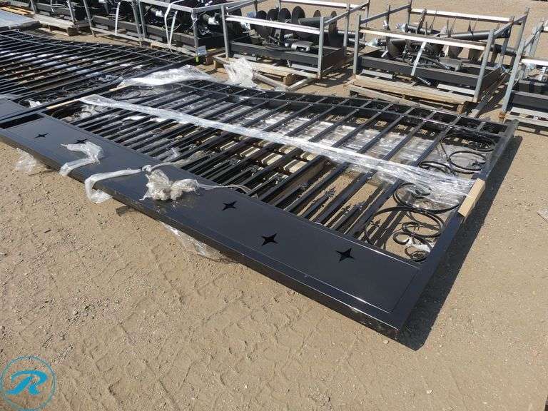 New Greatbear 20' Bi-Parting Iron Gate - Roller Auctions