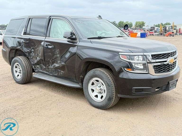 2017  Chevrolet  Tahoe   4WD  SUV - Roller Auctions