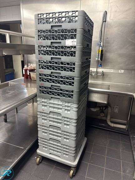 Plastic Commercial Dish Racks with Cart - Roller Auctions