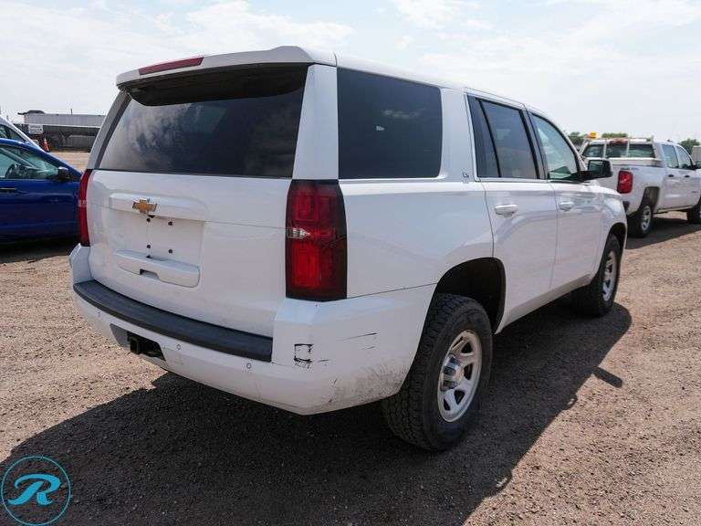 2016 Chevrolet Tahoe LS 4WD SUV - Roller Auctions