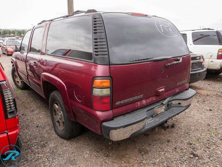 2004  Chevrolet  Suburban 1500 LS  RWD - Roller Auctions