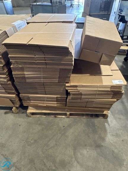 (2) Pallets of Single-Wall Cardboard Boxes, 9.5” x 12” x 13” - Roller Auctions