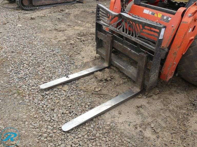 Fork Attachment to Fit Skid Steer Loader, 36" Forks