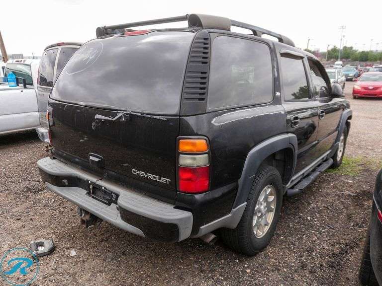 2005  Chevrolet  Tahoe LS  4WD - Roller Auctions