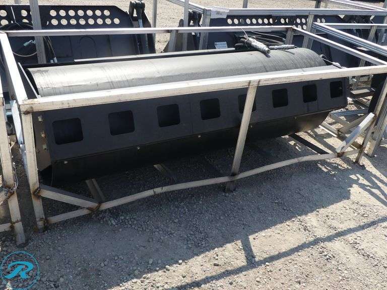 New JCT Hydraulic Vibratory Roller Attachment To Fit Skid Steer Loader, 72" - Roller Auctions