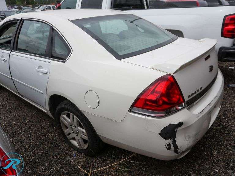 2006  Chevrolet  Impala LT  FWD - Roller Auctions