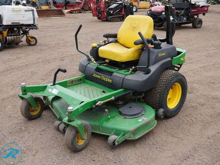 John Deere 737 RWD Zero-Turn Ride-On Mower - Roller Auctions