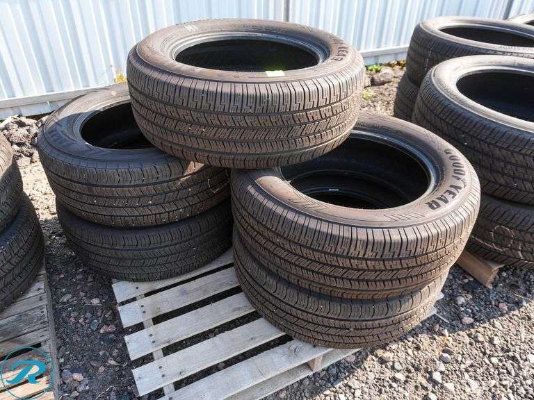 (5) 2022 Goodyear 255/60R18 Tires, 108V Rating