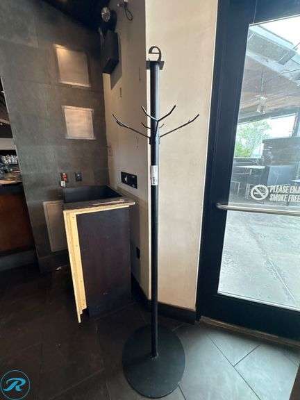 Metal Coat Rack - Roller Auctions
