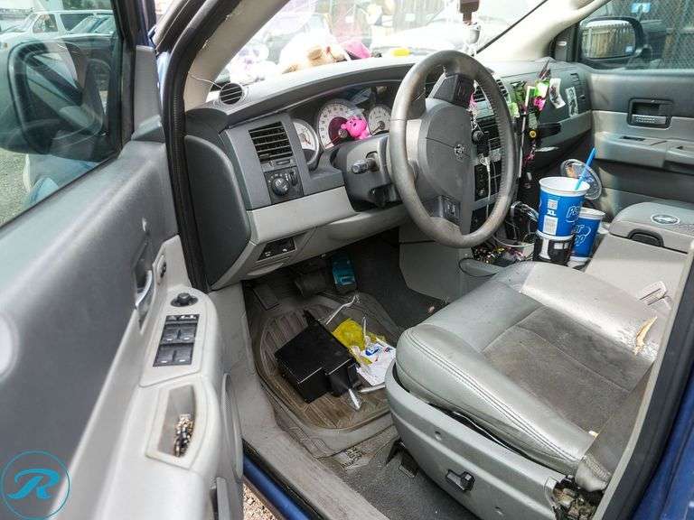 2007  Dodge  Durango Limited  4WD - Roller Auctions