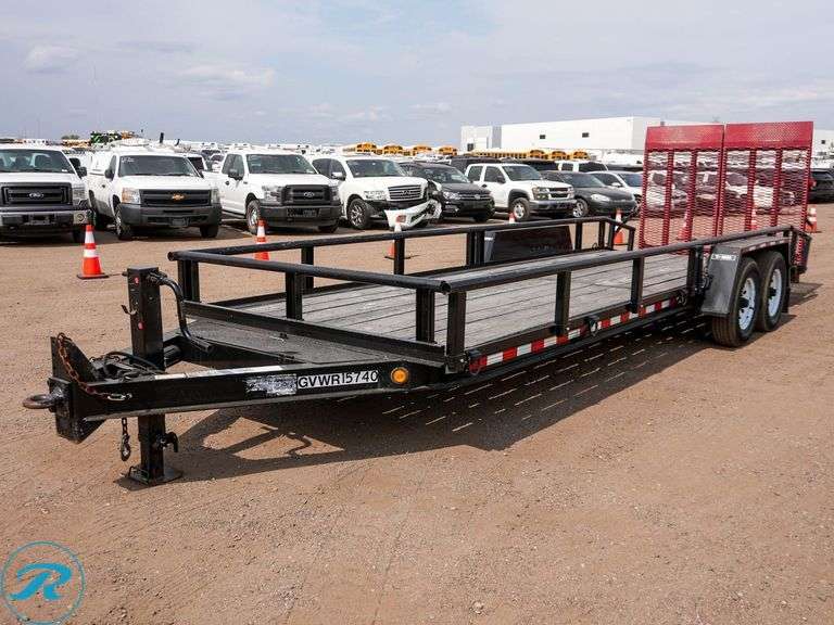 2019  Towmaster  T-12D  T/A Equipment Trailer - Roller Auctions