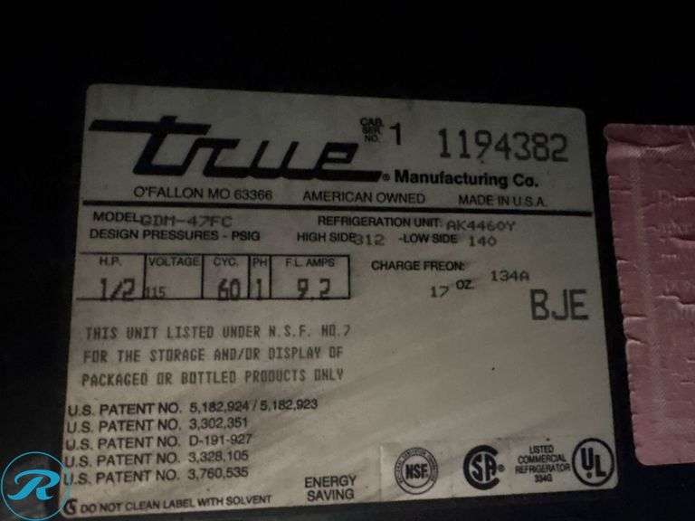True GDM-47FC 2-Section Sliding Glass Door Refrigerated Merchandiser - Roller Auctions
