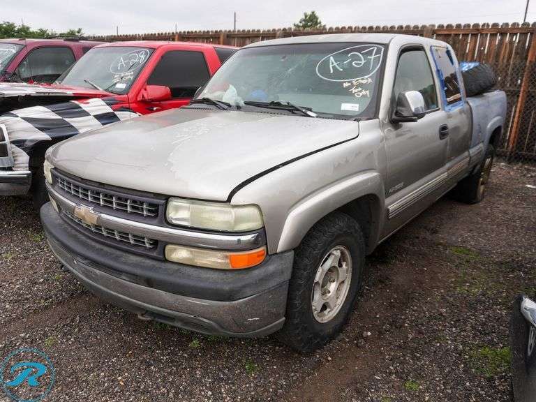 2000  Chevrolet  Silverado 1500 LT  4WD