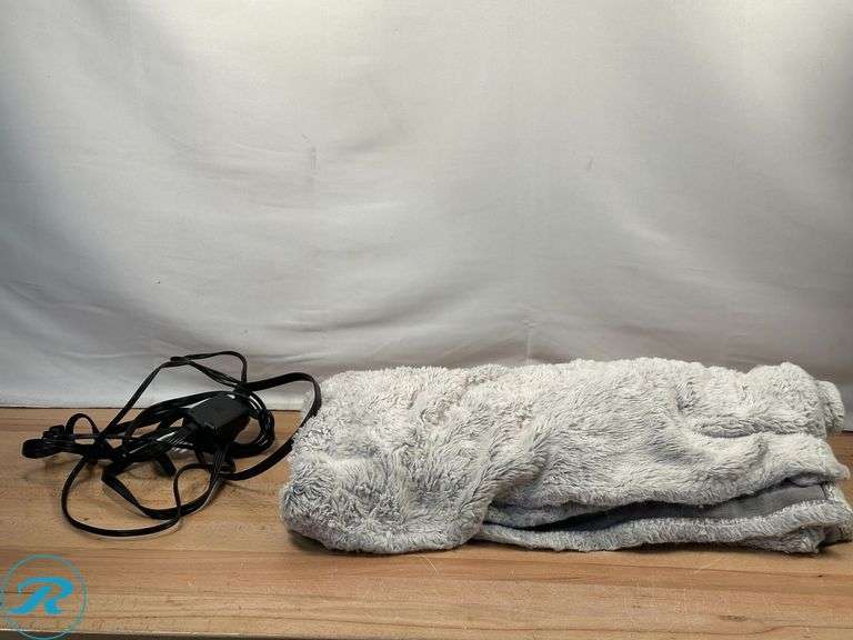 (2) Berkshire Blanket& Home Co: Heated 50in x 60in Blanket- (1) Like New, (1) Used; Berkshire Blanket& Home Co: Heated King Blanket- Like New - Roller Auctions