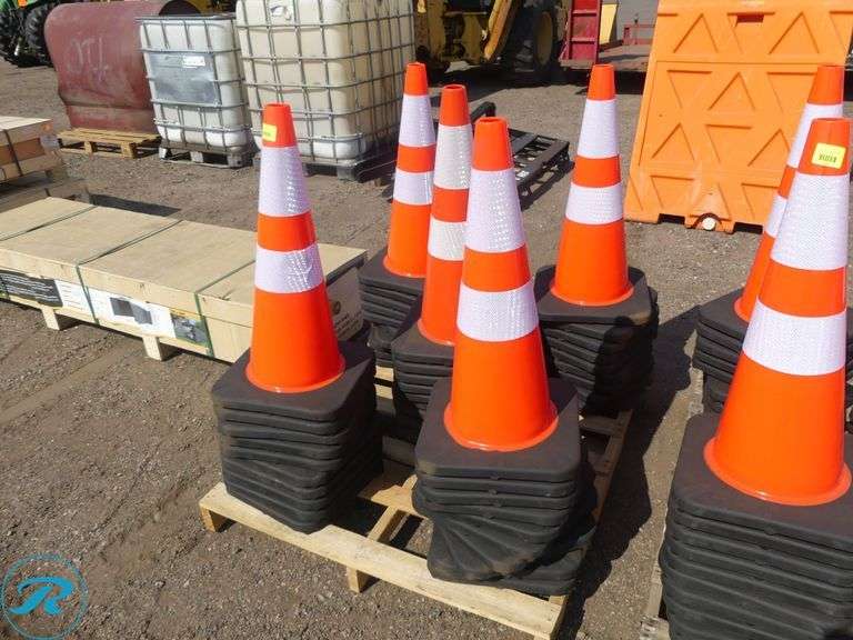 (50) New Safety Traffic Cones, 28" High, 14" x 14" Base - Roller Auctions