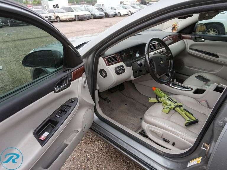 2007  Chevrolet  Impala LTZ  FWD - Roller Auctions