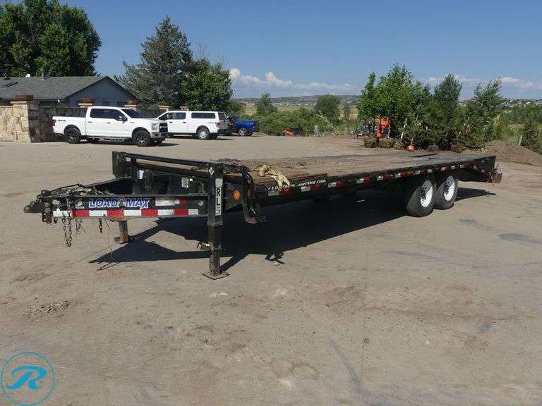 2016  Load Trail  T/A  Flatbed Trailer
