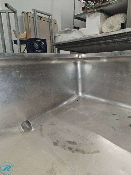 Stainless Steel Tub on Casters, 36″×49″ with 11″ Sidewalls - Roller Auctions