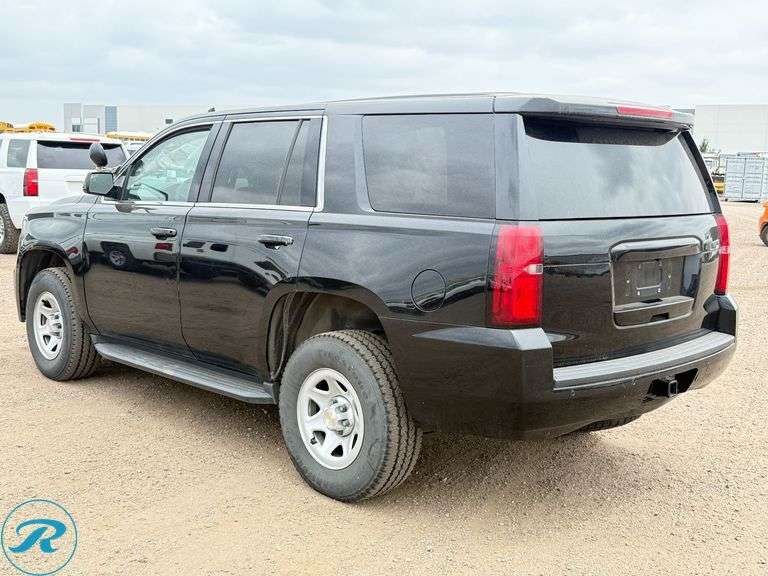 2017  Chevrolet  Tahoe   4WD  SUV - Roller Auctions