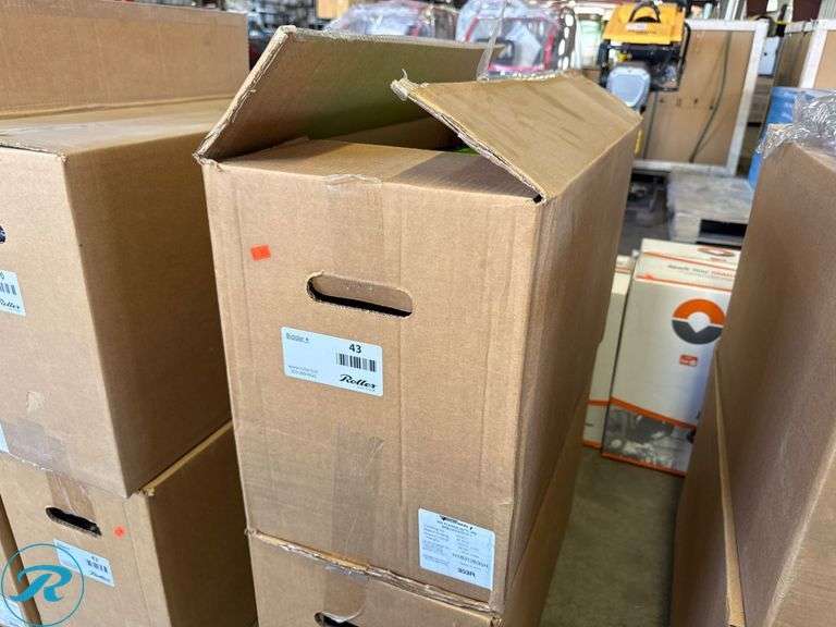 Forney 700 P Plasma Cutter, Model 303R, 120/230V, 40 Amp Output - Roller Auctions