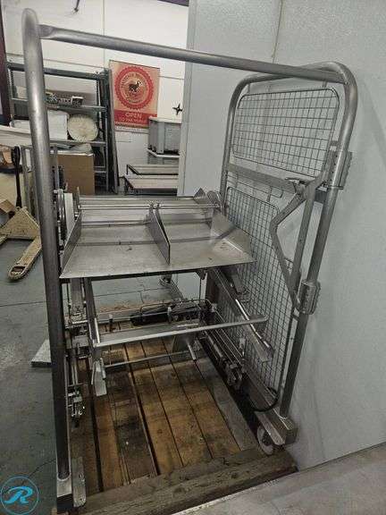 Stainless Steel Hydraulic Tote Dumper, Foot Pedal Control on Casters - Roller Auctions