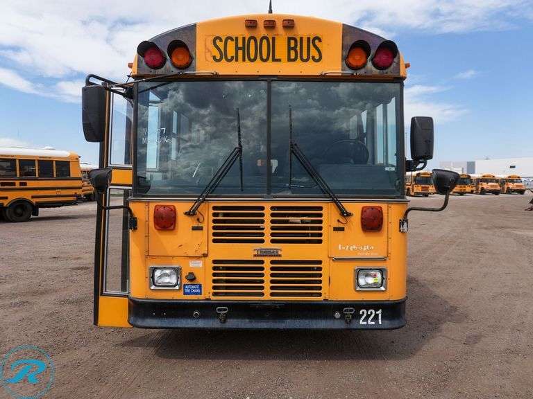 2007 Thomas RWD 71-Passenger School Bus - Roller Auctions