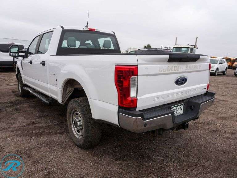 2019 Ford F250 Super Duty XL 4WD Crew Cab Pickup - Roller Auctions