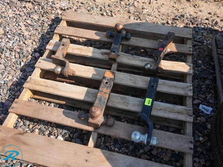 (5) Ball Hitches - Roller Auctions