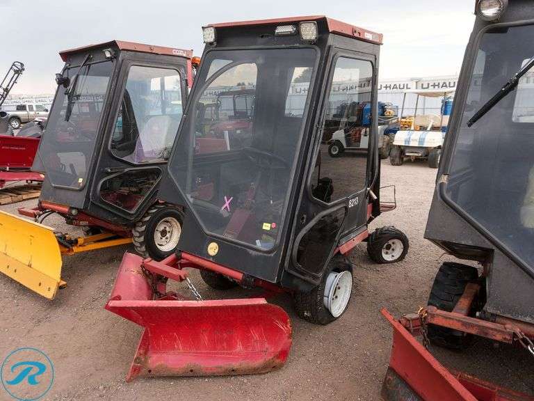Toro Groundsmaster 328-D 4WD Traction Unit - Roller Auctions