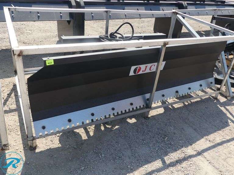 New JCT Hydraulic Dozer Blade Attachment To Fit Skid Steer Loader, 84" - Roller Auctions