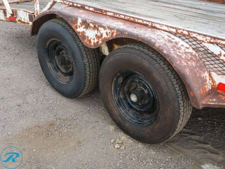 2003 Superior T/A Equipment Trailer - Roller Auctions