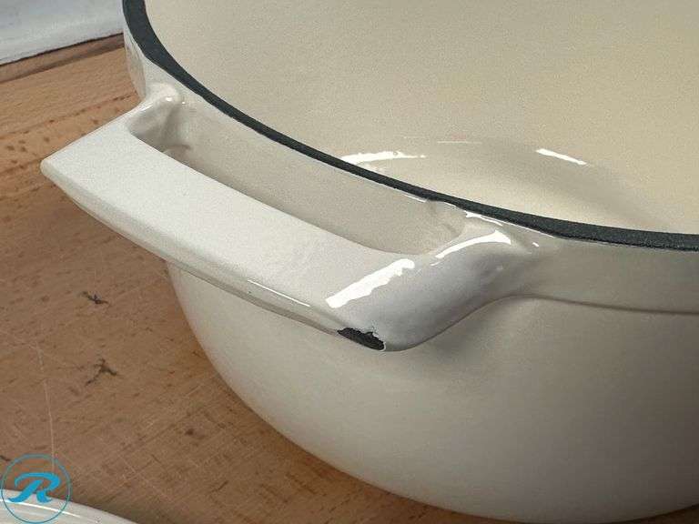 Tramontina 4-quart & 6-quart Enameled Cast Iron Round Dutch Oven, 2-pack - Like New - Chipped/ Never Used - Roller Auctions