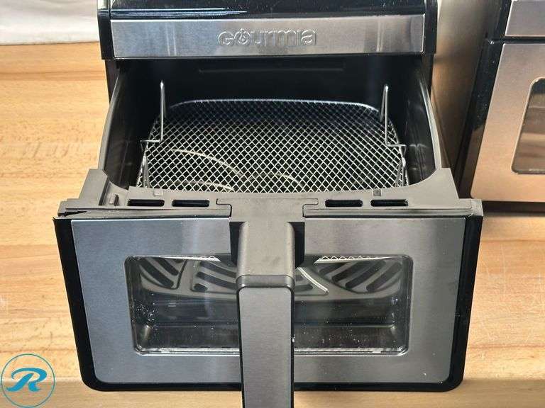 (2) Gourmia 8-Quart Digital Air Fryer with Window & Light - Used - Both have cracked doors - Roller Auctions