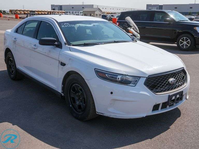 2016 Ford Taurus AWD Police Interceptor - Roller Auctions