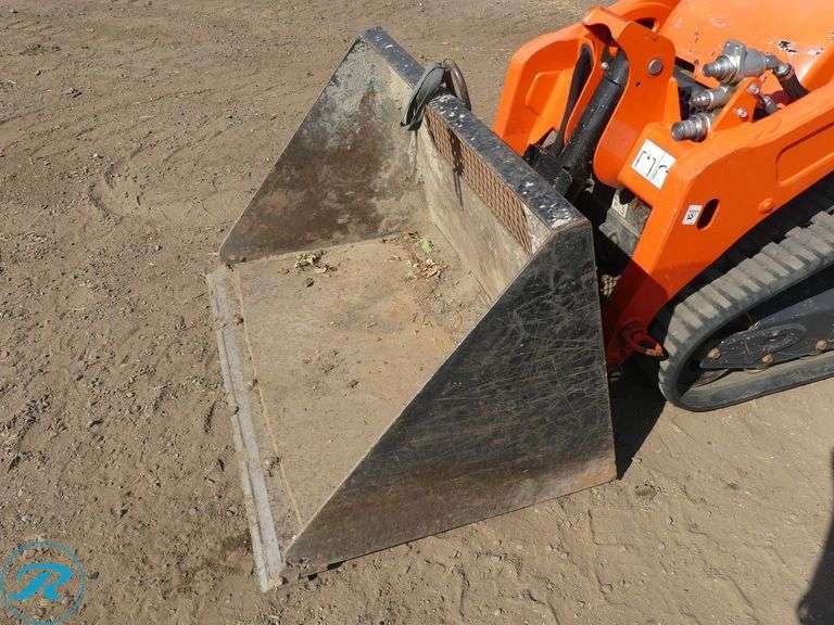 2021 Kubota SCL1000 Mini Skid Steer Loader - Roller Auctions