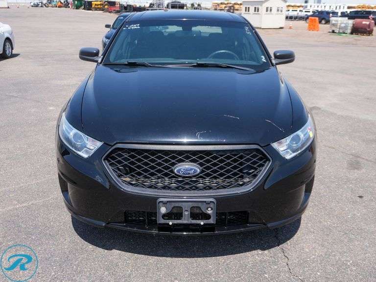 2017  Ford  Taurus  AWD  Police Interceptor - Roller Auctions