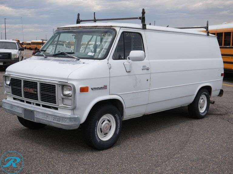 1989 GMC Vandura 2500 RWD Cargo Van