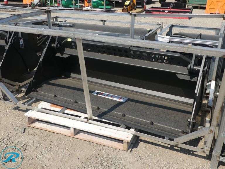 New JCT Hydraulic 4-In-1 Bucket To Fit Skid Steer Loader, 72" - Roller Auctions