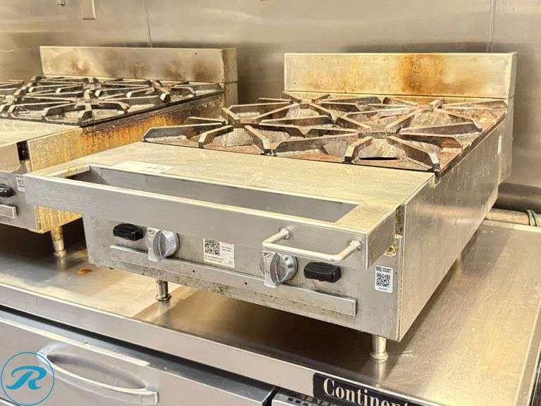 Southbend Model P24N-BB Countertop Gas Hot Plate, 24in
