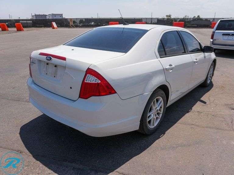 2012 Ford Fusion FWD - Roller Auctions