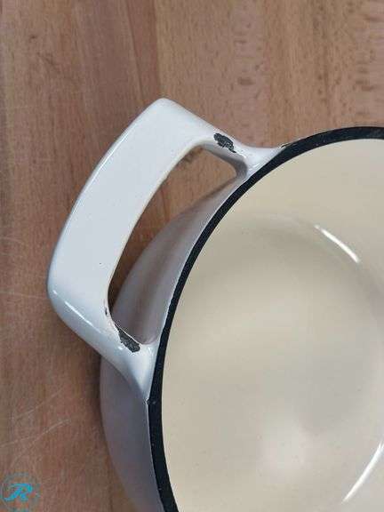 Tramontina 4-quart & 6-quart Enameled Cast Iron Round Dutch Oven, 2-pack - Like New - Chipped/ Never Used - Roller Auctions