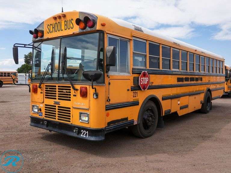 2007 Thomas RWD 71-Passenger School Bus - Roller Auctions