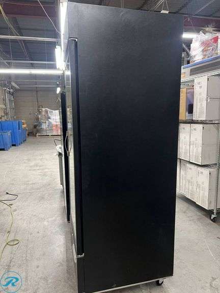Kutano KUTG DM1 Single Door Glass Merchandiser Refrigerator - Roller Auctions