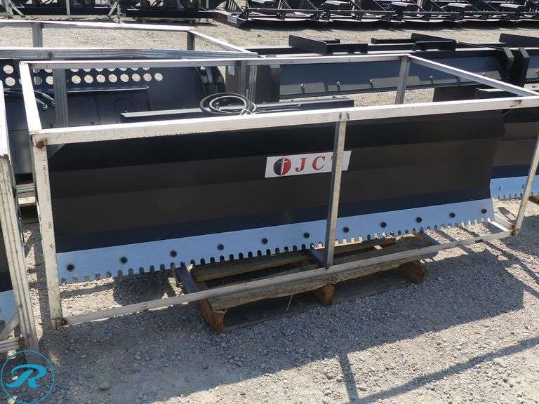 New JCT Hydraulic Dozer Blade Attachment To Fit Skid Steer Loader, 84" - Roller Auctions