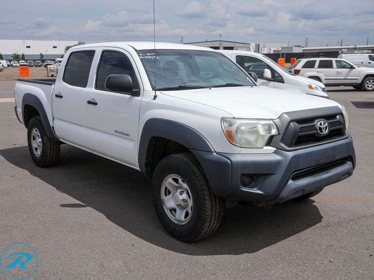 2014  Toyota  Tacoma   4WD Crew Cab  Pickup - Roller Auctions