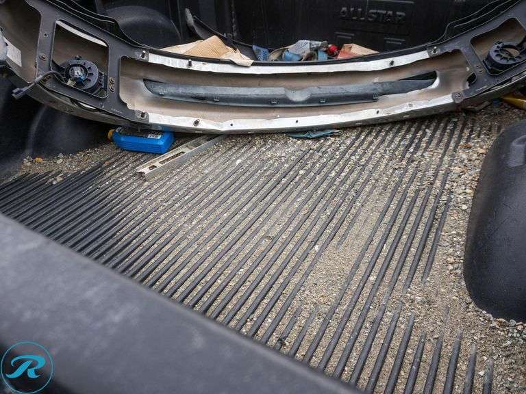 2003 Dodge Ram 1500 SLT RWD - Roller Auctions