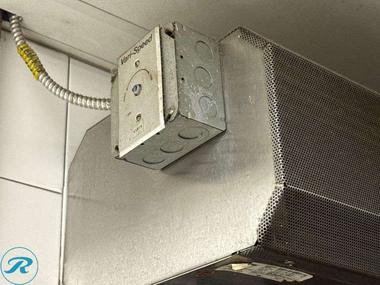 Powered Aire MP-1-36 Air Curtain with Variable Speed Control, 120V - Roller Auctions