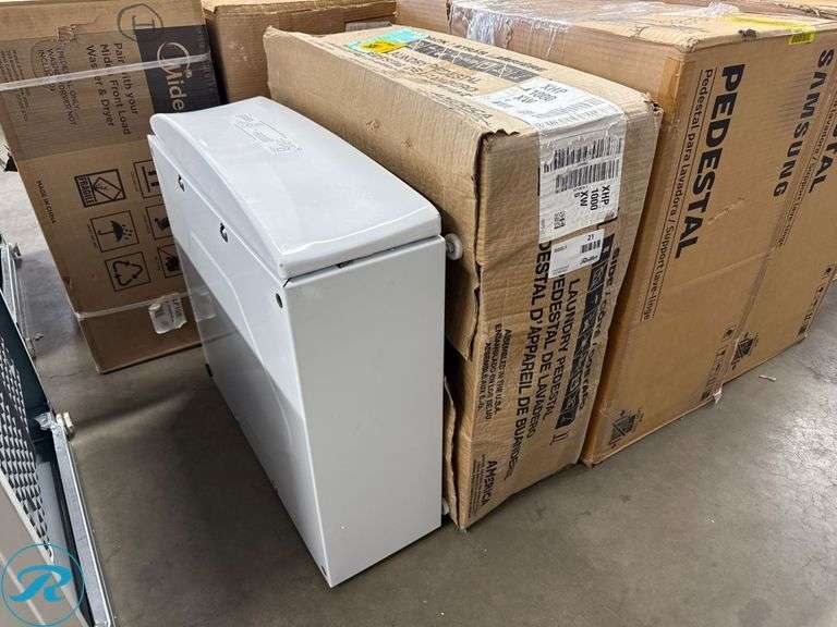 (2) Whirlpool XHP1000XW Laundry Pedestals - Roller Auctions