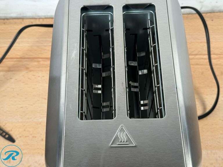 (2) Cuisinart: Custom Select 2- Slice Toaster- Used - Roller Auctions