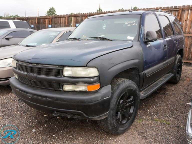 2005  Chevrolet  Tahoe LS  4WD